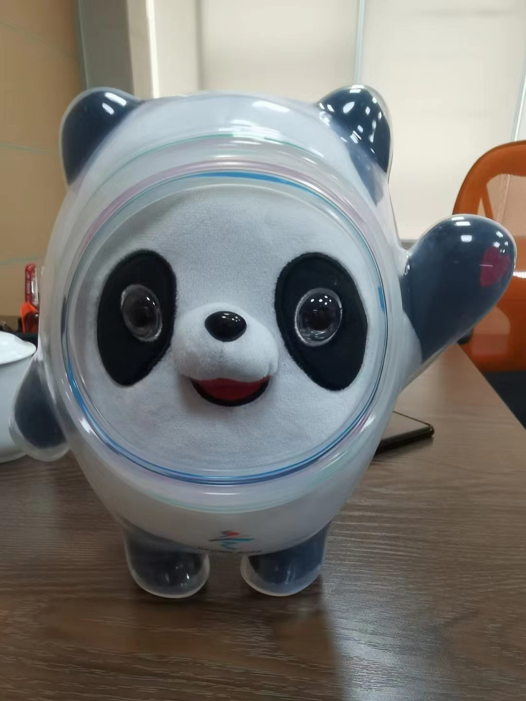 冰墩墩外殼使用的是液態(tài)硅膠嗎？